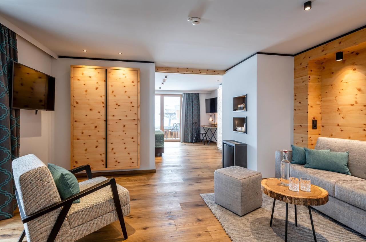 Zwoelferhaus Hotel 4*